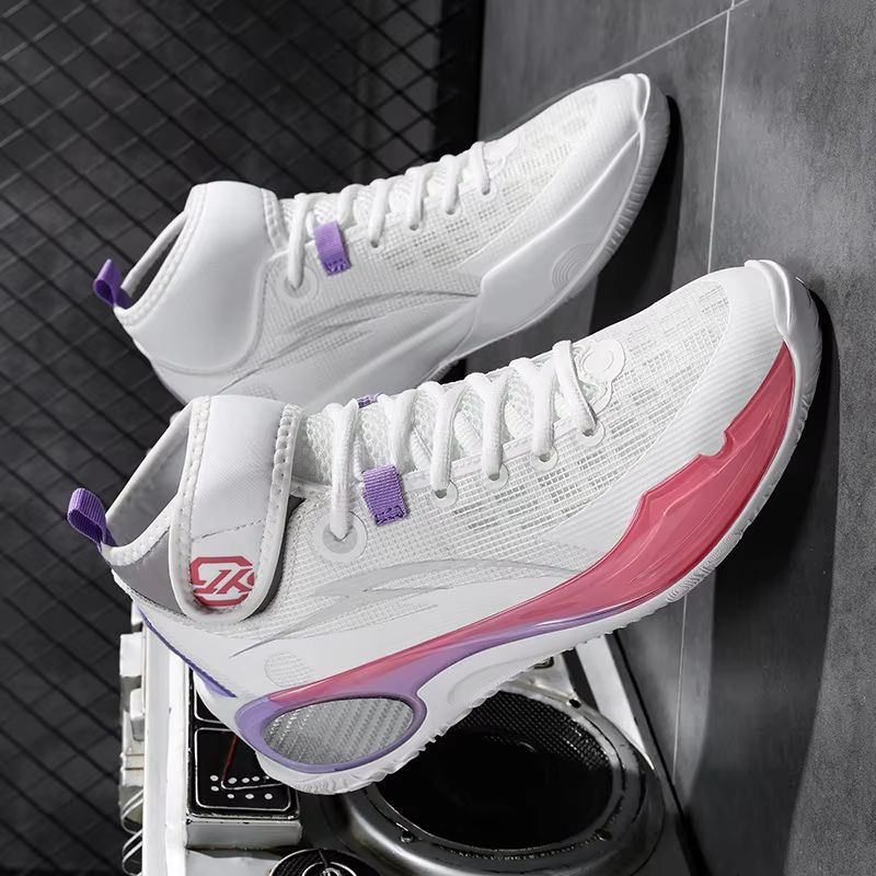 Luxury Lifestyle Brands - Super Cool Basketball Shoes Men Women