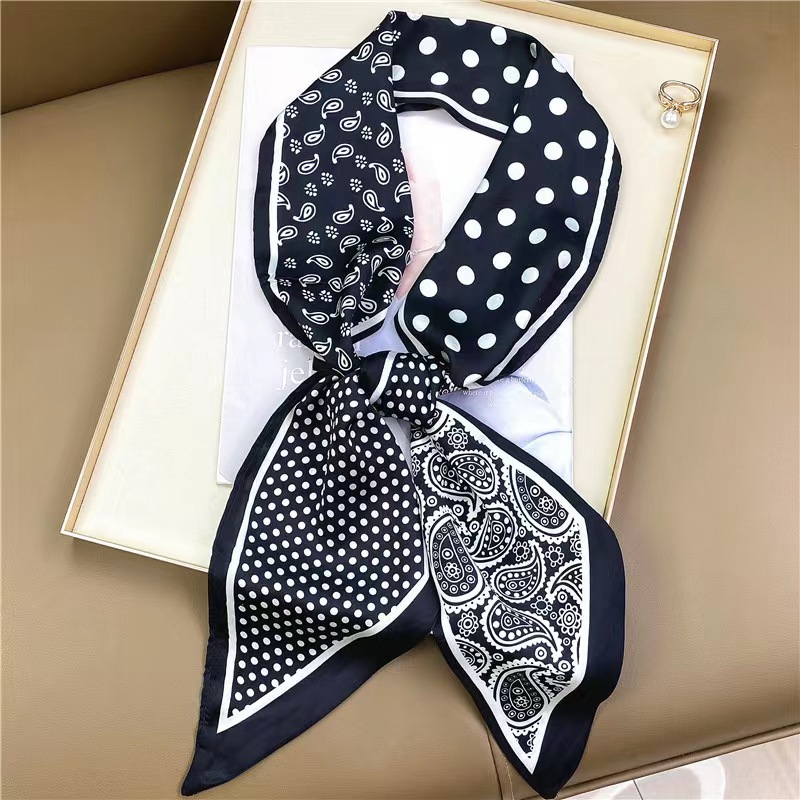 Luxury Zebra Print Silk Square - Luxury Lifestyle Store ulasan dan harga